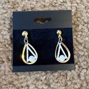 Vintage Teardrop Earrings